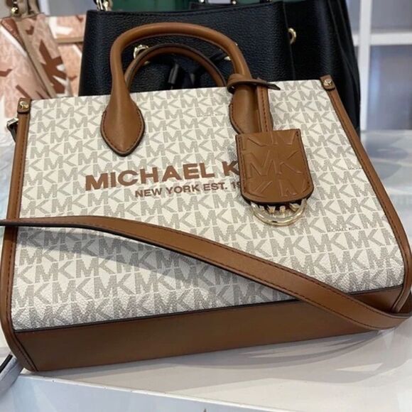 Michael Kors Mirella SM Shopper Vanilla  Messenger Shoulder Xbody Purse Logo - Picture 13 of 13